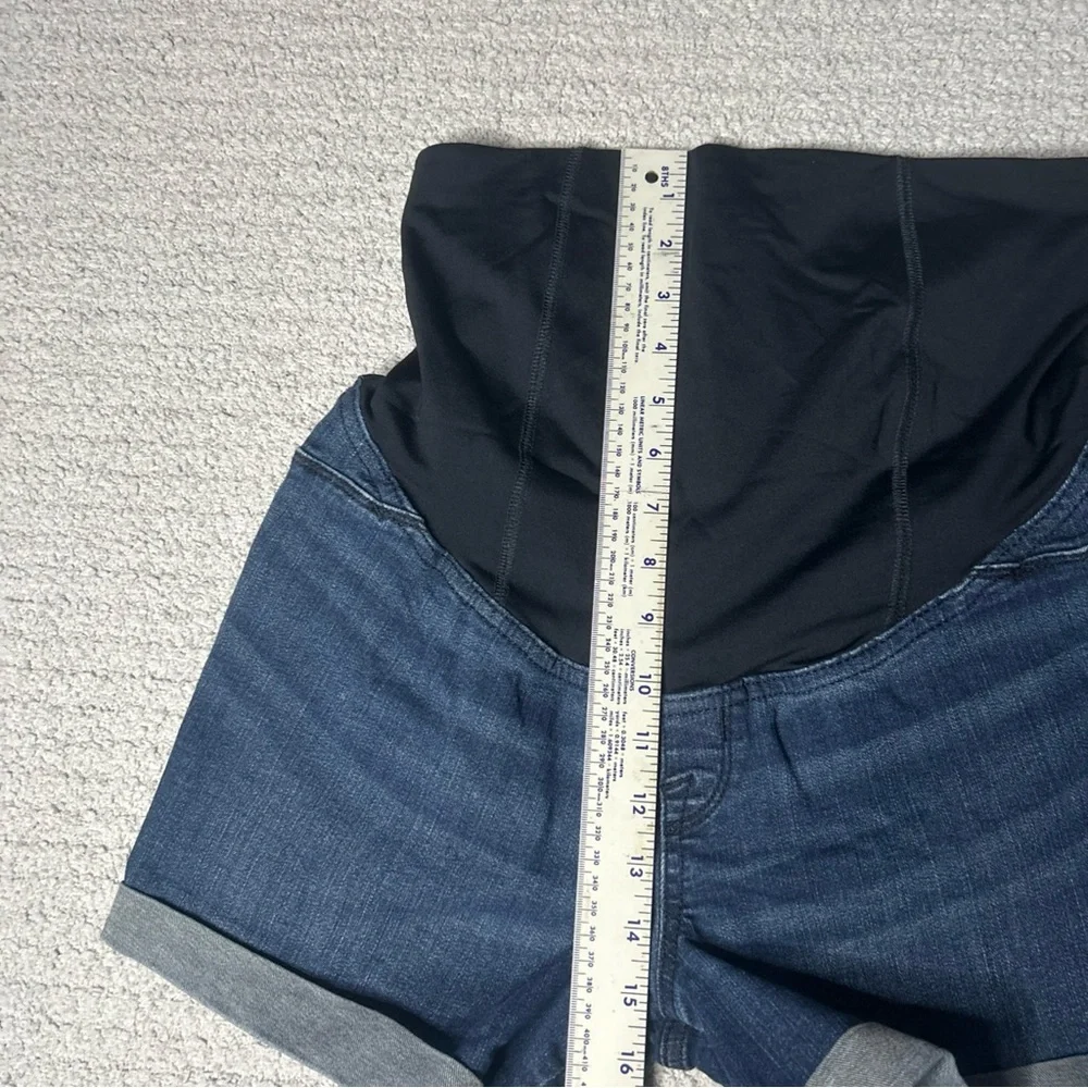 Isabel Maternity by‎ Ingrid & Isabel Blue Jean Midi Shorts Size 4